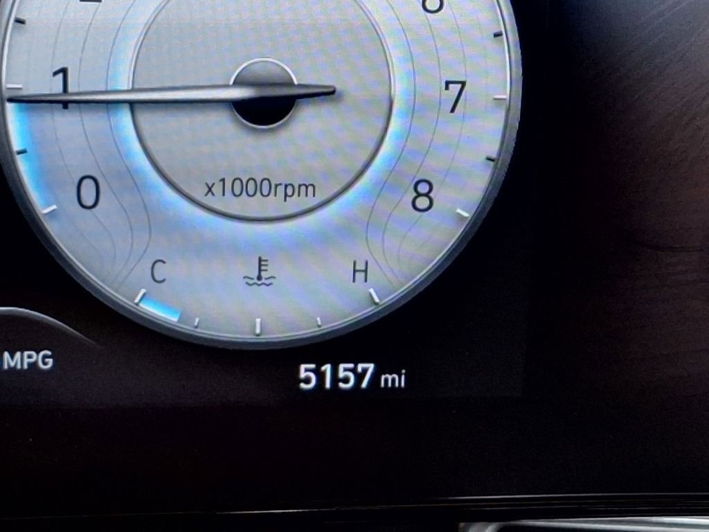 Used 2024 Hyundai Elantra SEL image 17