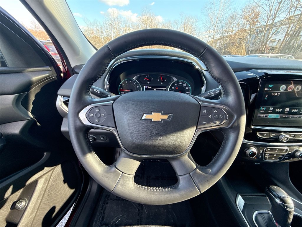 Used 2019 Chevrolet Traverse LT image 11