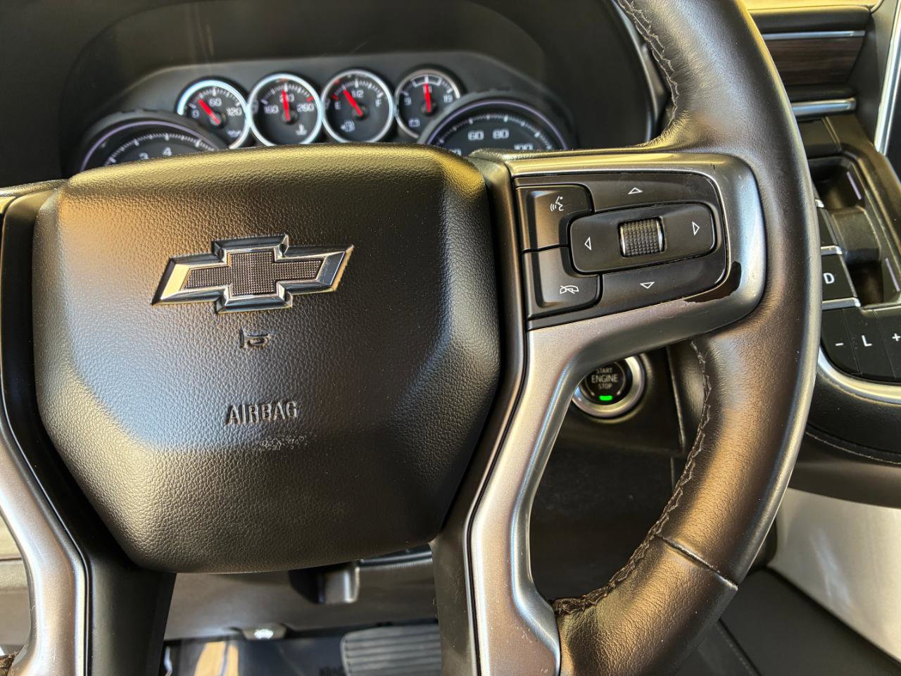 Used 2021 Chevrolet Tahoe Z71 image 27