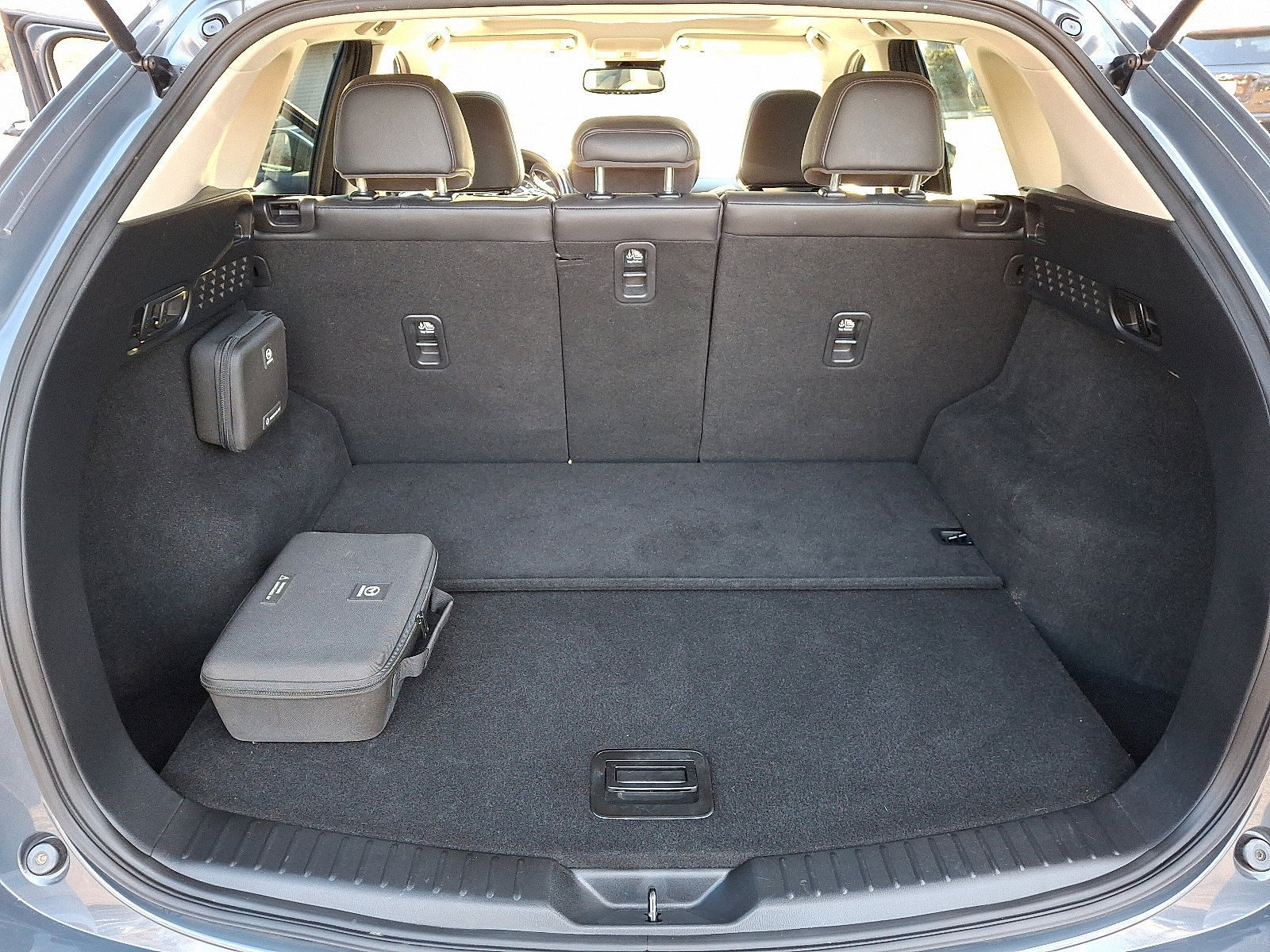 Used 2023 MAZDA CX-5 Carbon Edition image 30