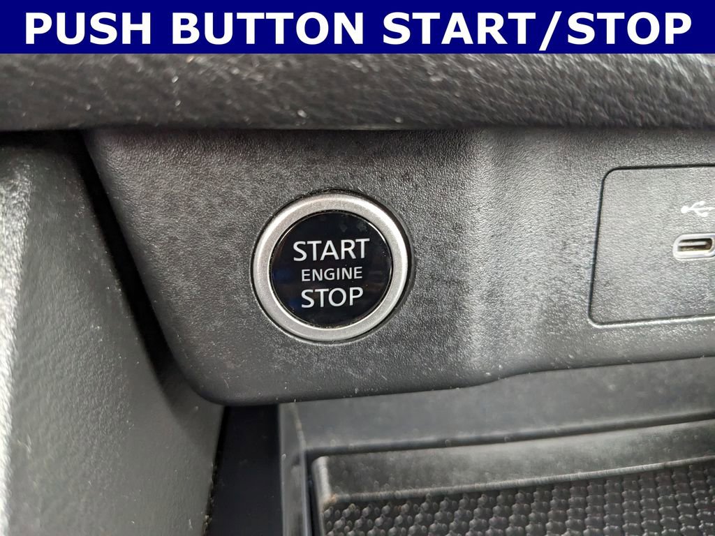 Used 2023 Nissan Rogue SV FWD image 12