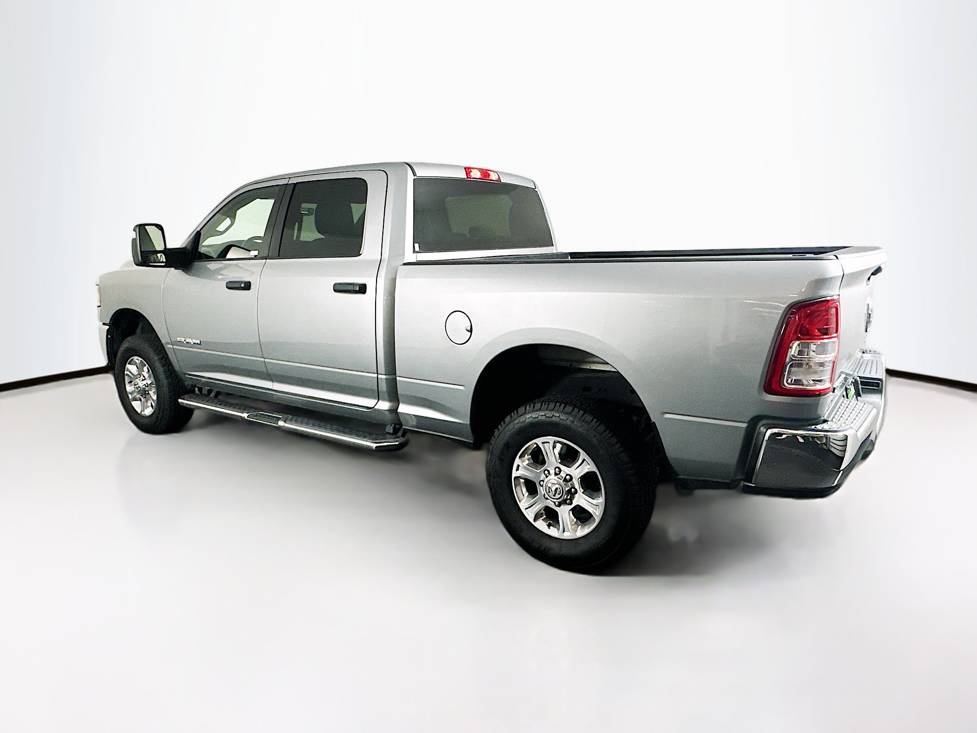 Used 2023 RAM 2500 Big Horn w/ Level 1 Equipment Group AWD/4WD image 5