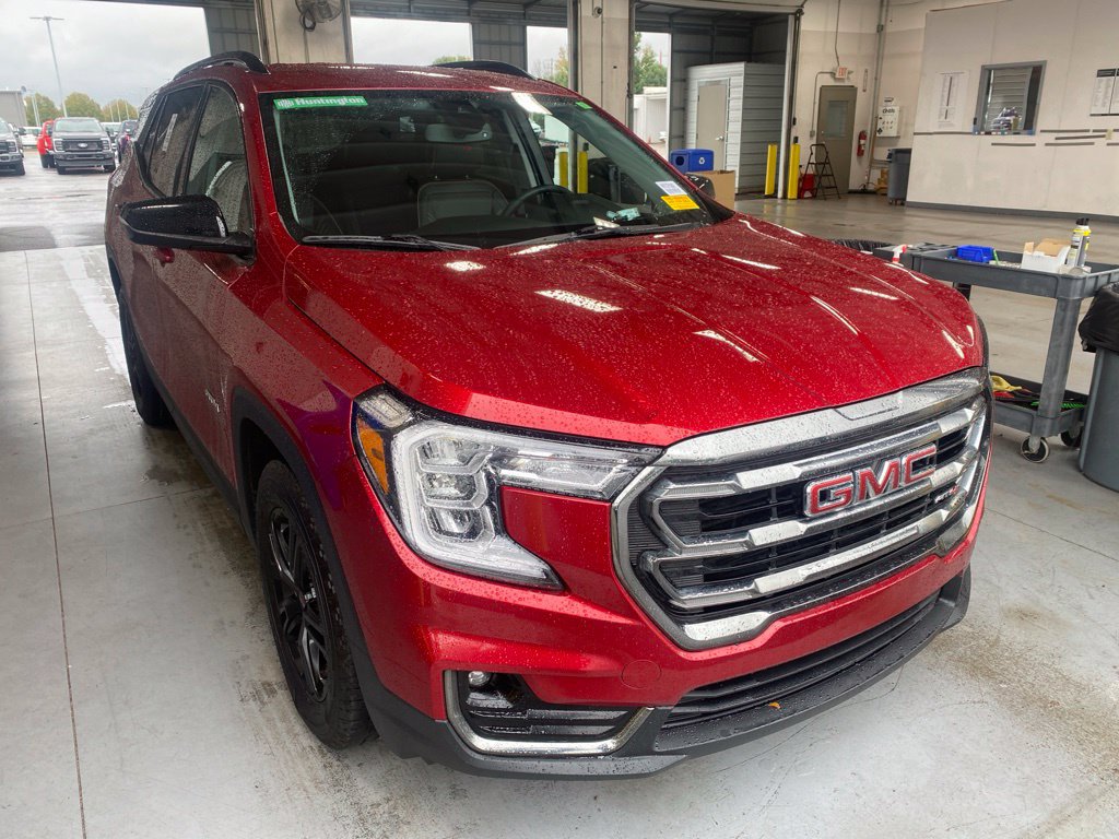 Used 2024 GMC Terrain AT4 w/ LPO, Floor Liner Package
