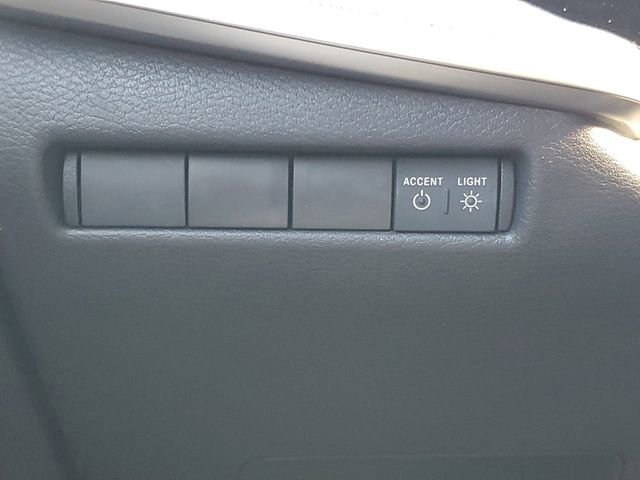 New 2026 Nissan Kicks SV w/ SV Premium Package AWD/4WD image 12