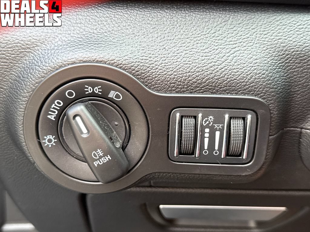 Used 2017 Maserati Ghibli S RWD image 35
