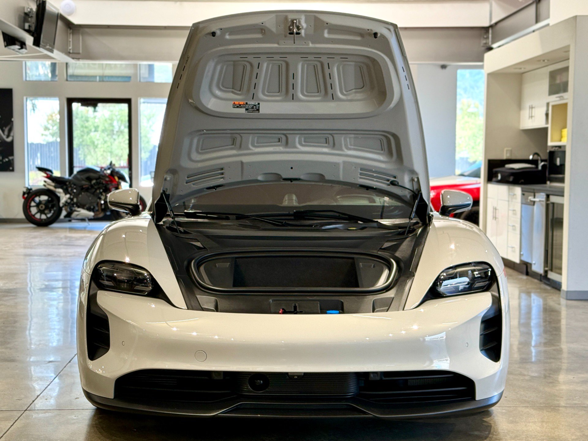 Used 2023 Porsche Taycan GTS AWD/4WD image 54