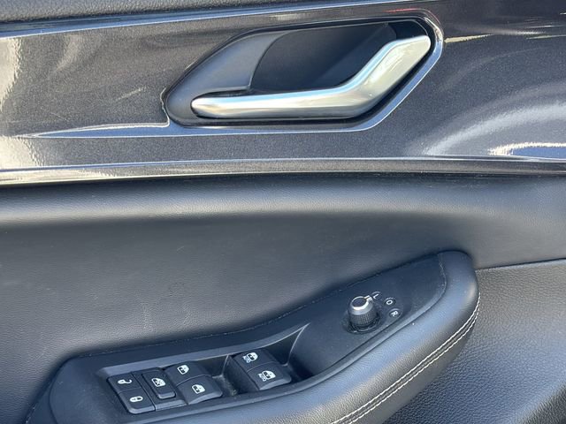 Certified 2023 Jeep Grand Cherokee Altitude image 16