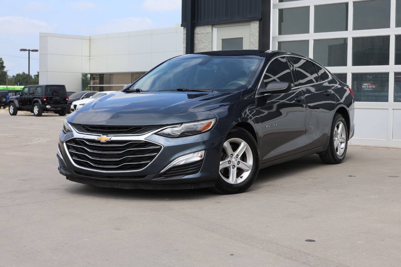 Used 2020 Chevrolet Malibu LS FWD image 3
