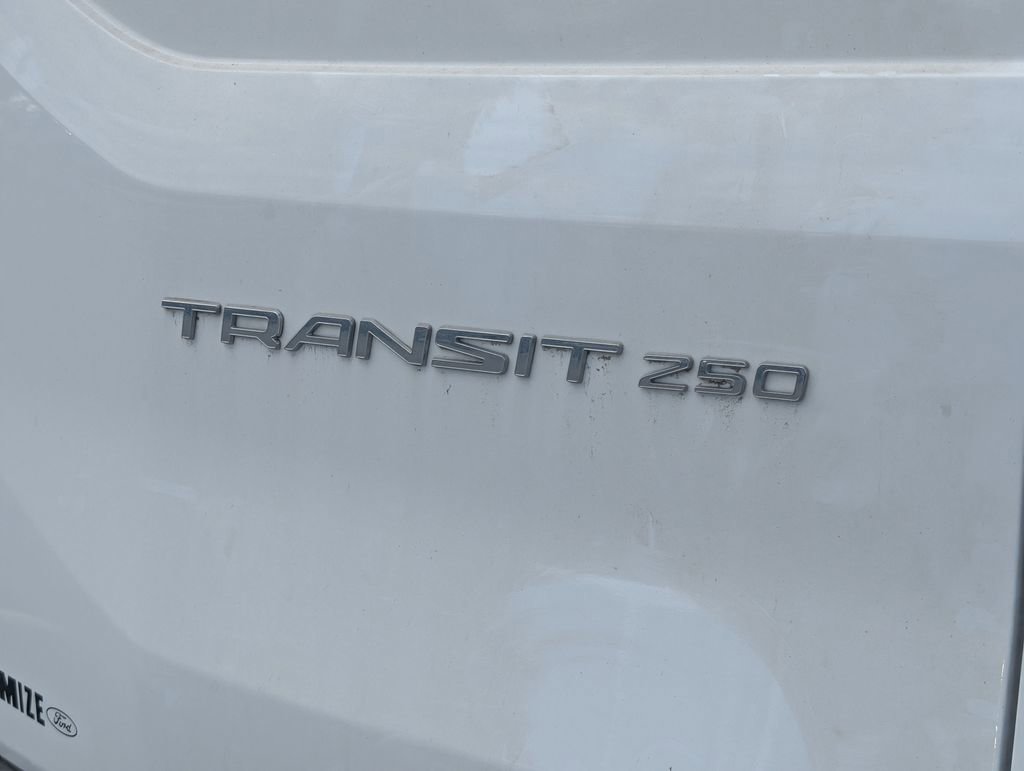 Used 2024 Ford Transit 250 148 Medium Roof RWD image 18