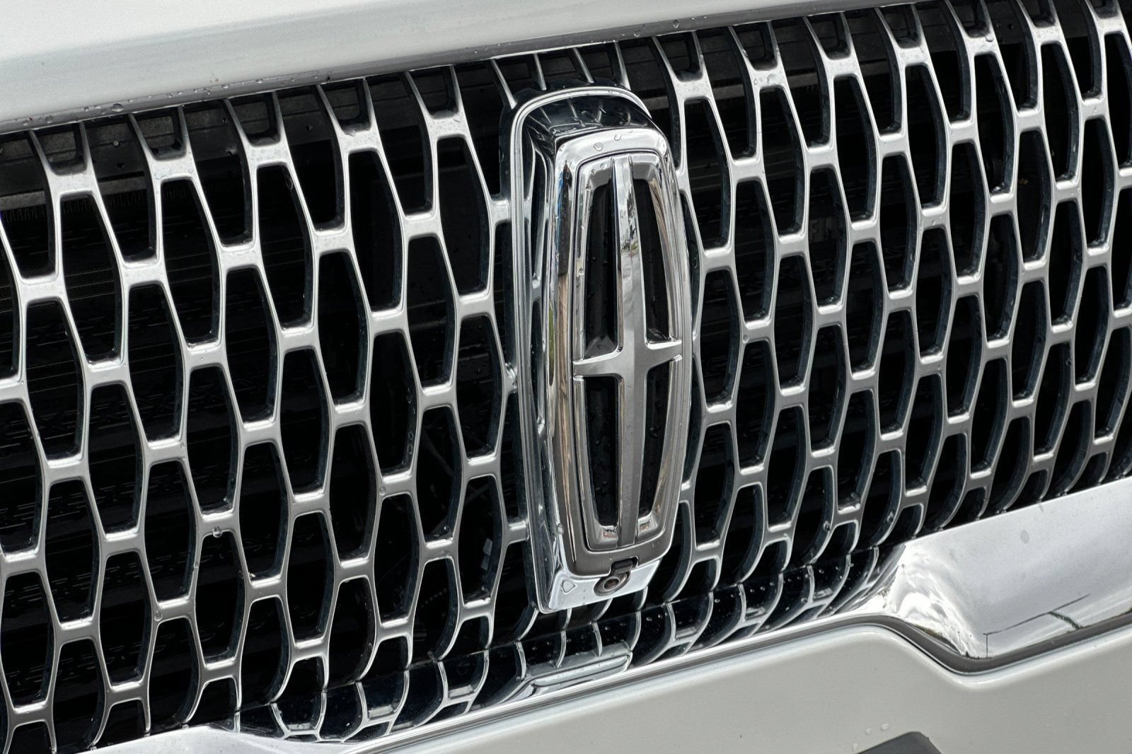 Used 2024 Lincoln Aviator Reserve AWD/4WD image 39