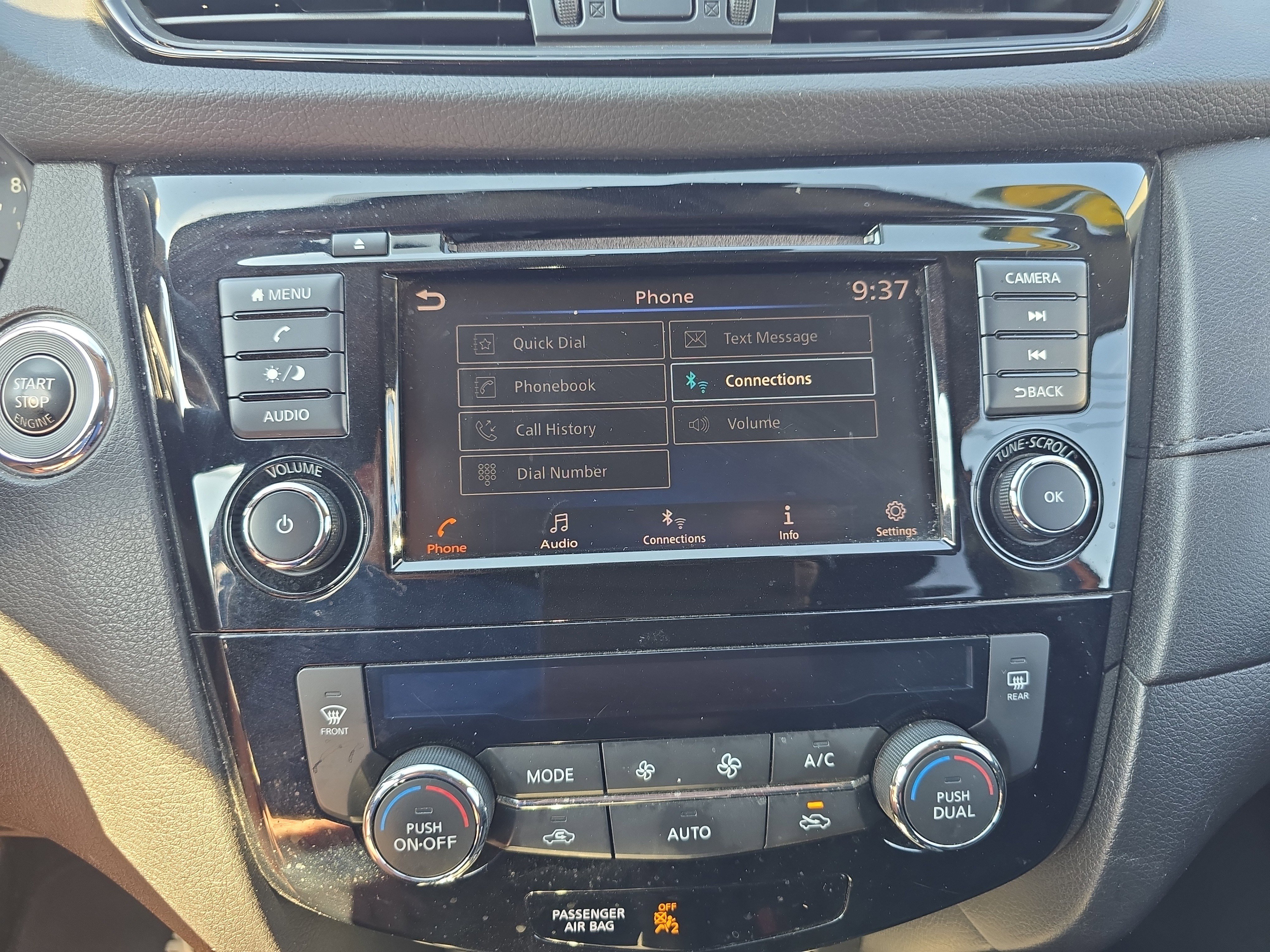 Used 2020 Nissan Rogue SV AWD/4WD image 29
