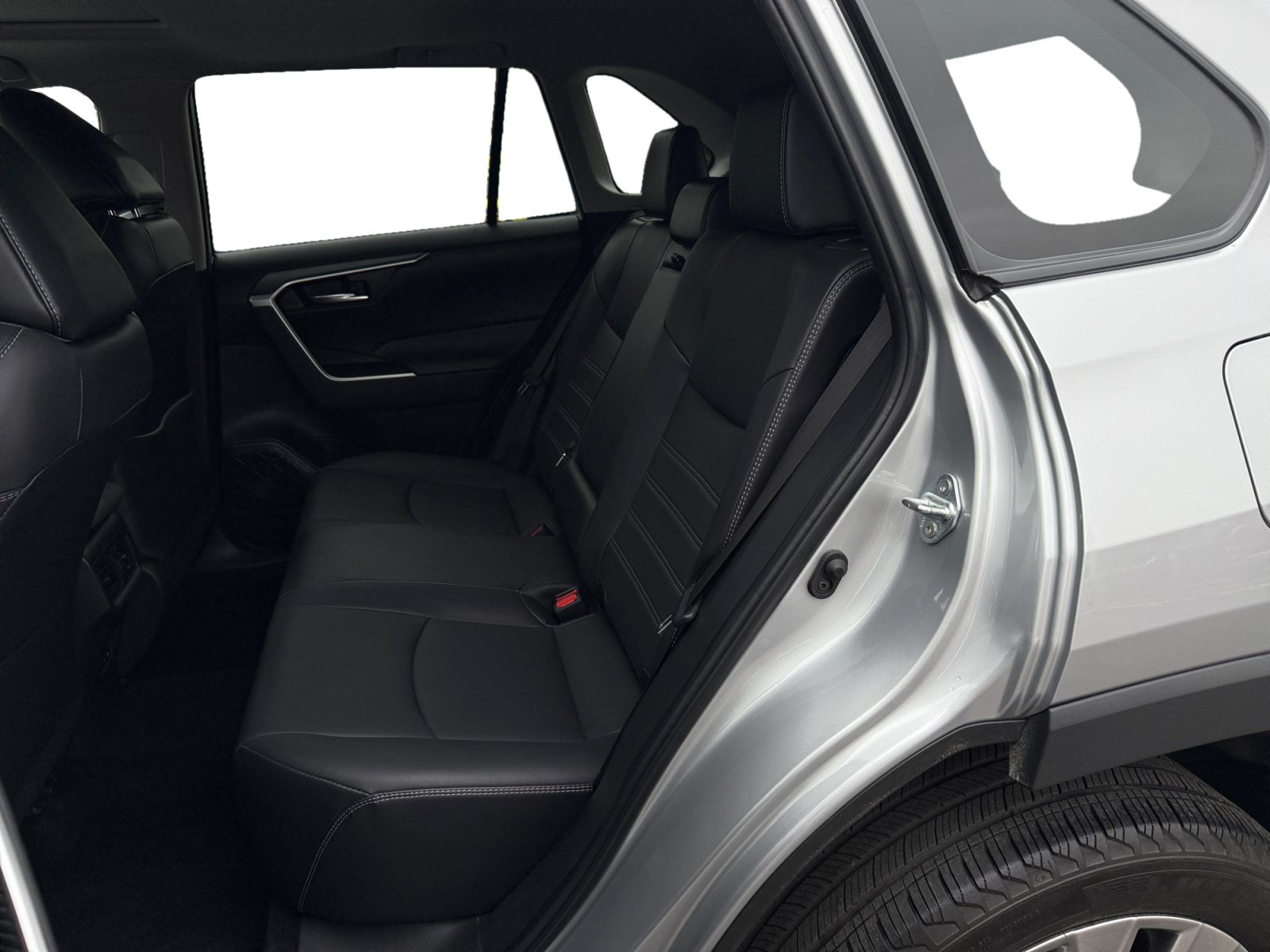 Used 2024 Toyota RAV4 XLE Premium w/ Weather Package FWD image 16