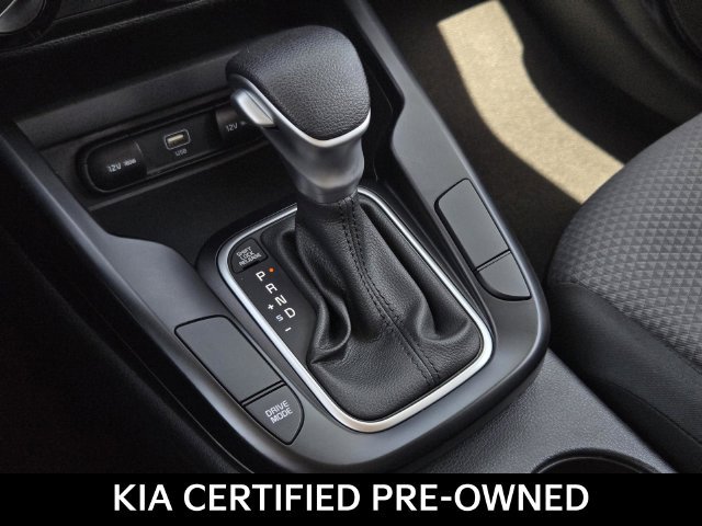 Certified 2025 Kia Soul LX w/ LX Technology Package FWD image 24