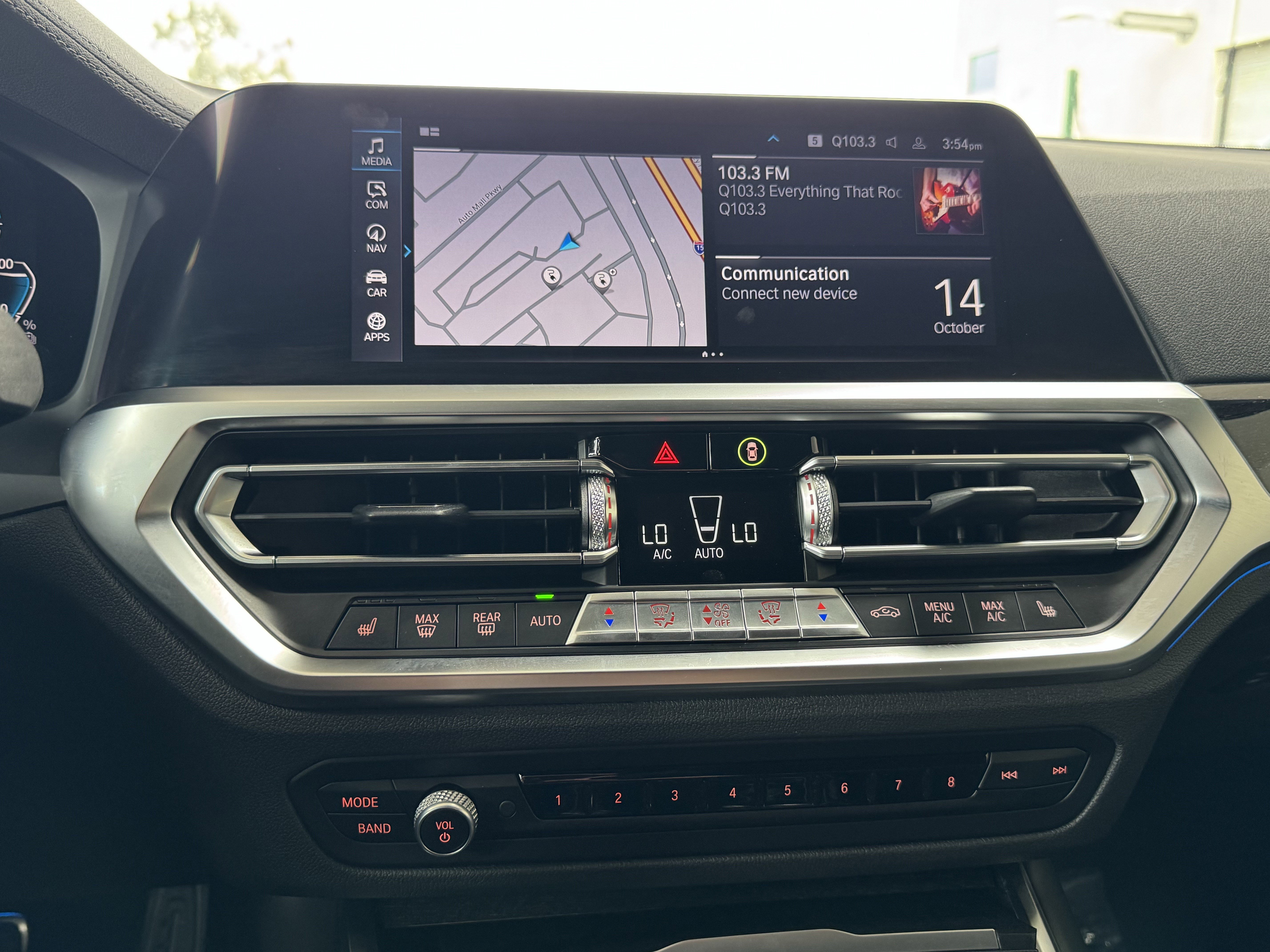 Used 2021 BMW 330e w/ M Sport Package image 23