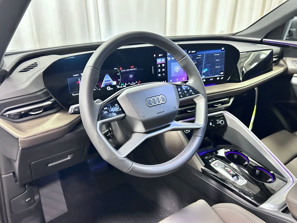 New 2025 Audi Q5 Premium Plus image 2