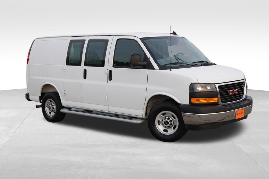 Certified 2025 GMC Savana 2500 w/ Driver Convenience Package RWD image 2