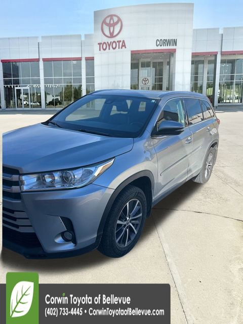 Used 2019 Toyota Highlander XLE w/ Protection Package #3 image 16