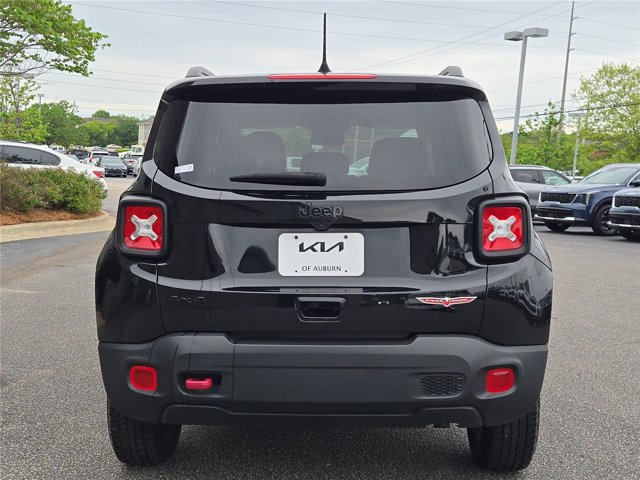 Used 2023 Jeep Renegade Trailhawk AWD/4WD image 35