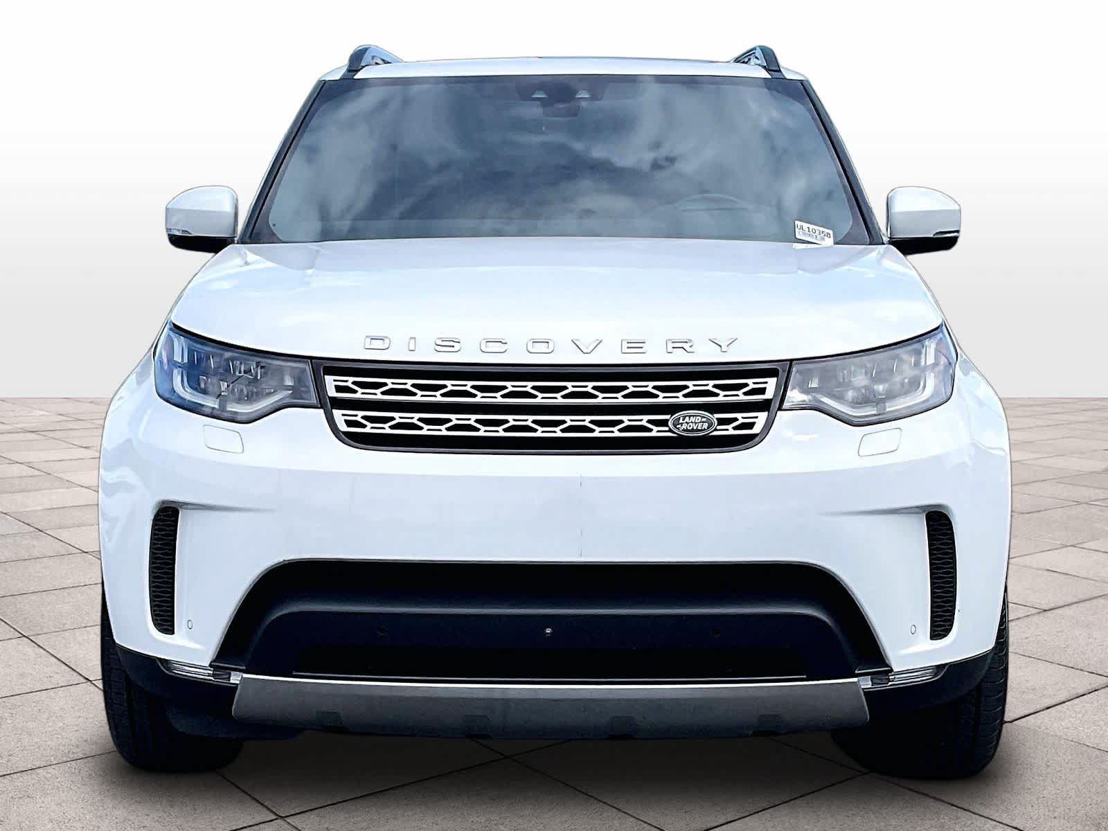 Used 2018 Land Rover Discovery HSE Luxury AWD/4WD image 3