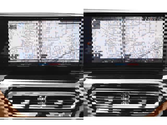 Used 2023 BMW 330i Sedan w/ Premium Package image 19