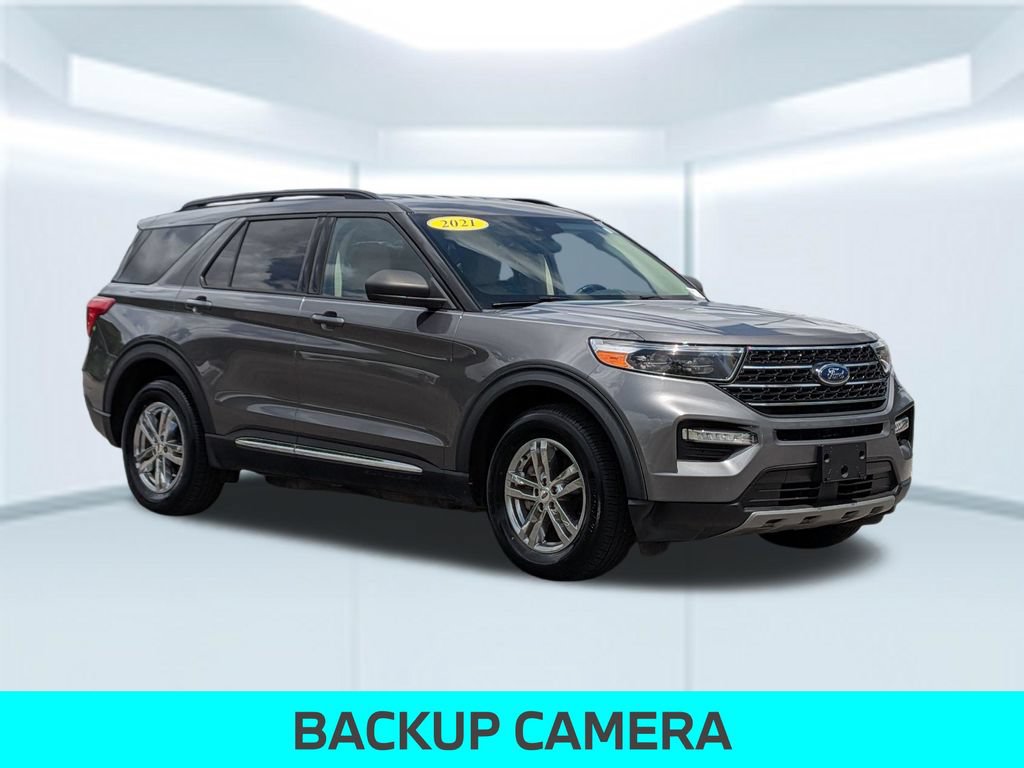 Used 2021 Ford Explorer XLT w/ Equipment Group 202A AWD/4WD image 10