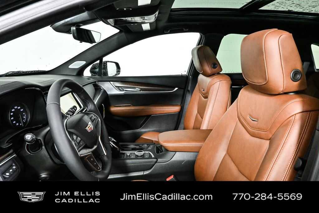 New 2024 Cadillac XT5 Premium Luxury w/ Technology Package image 8