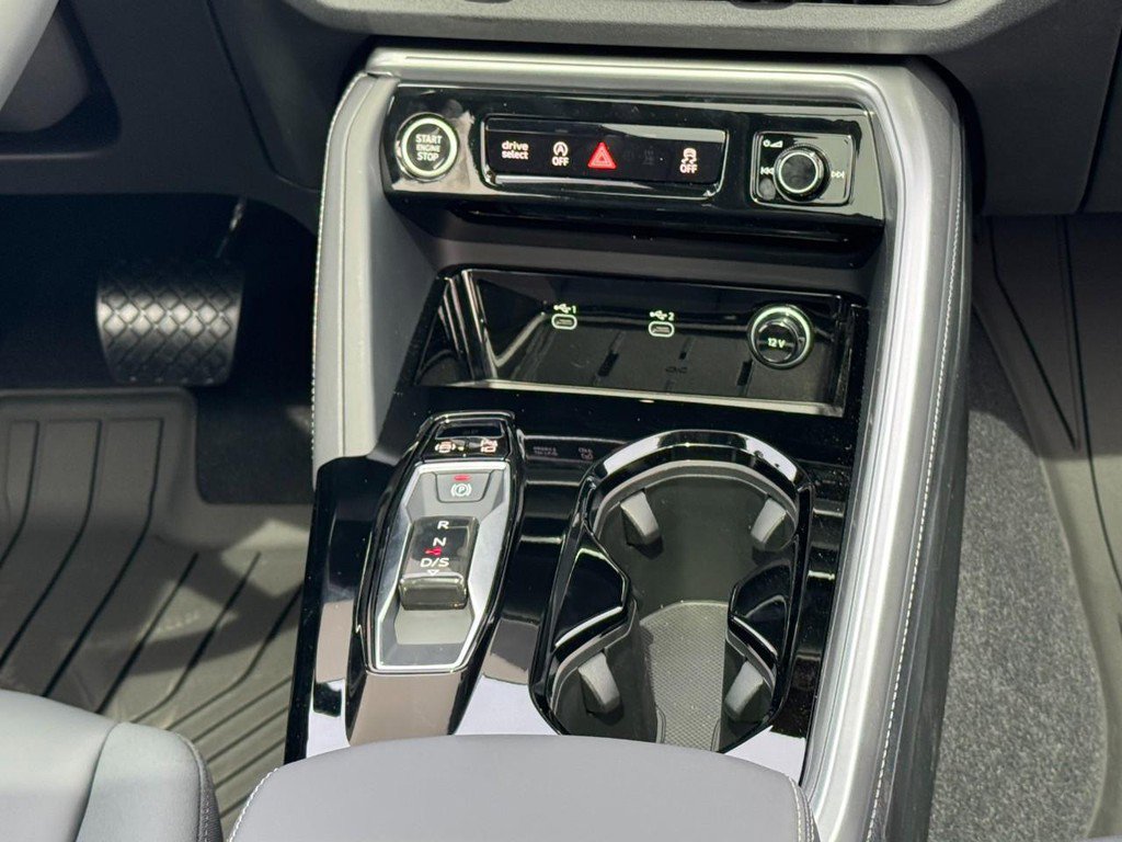 New 2025 Audi Q5 Premium Plus image 11