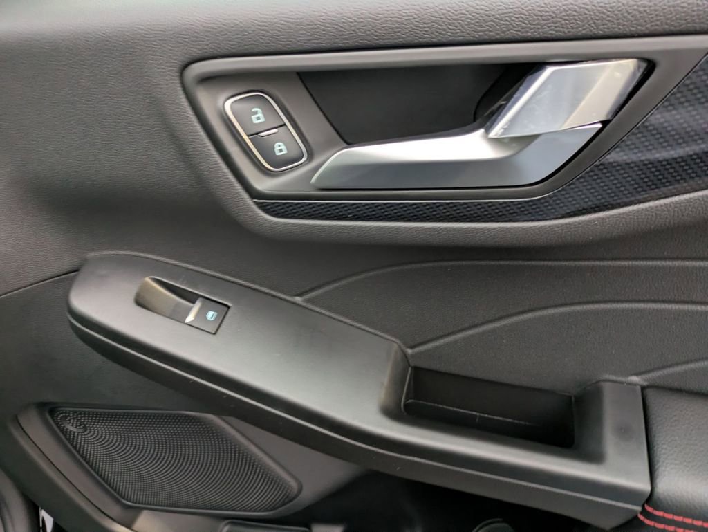 New 2026 Ford Escape ST-Line w/ Cold Weather Package image 48