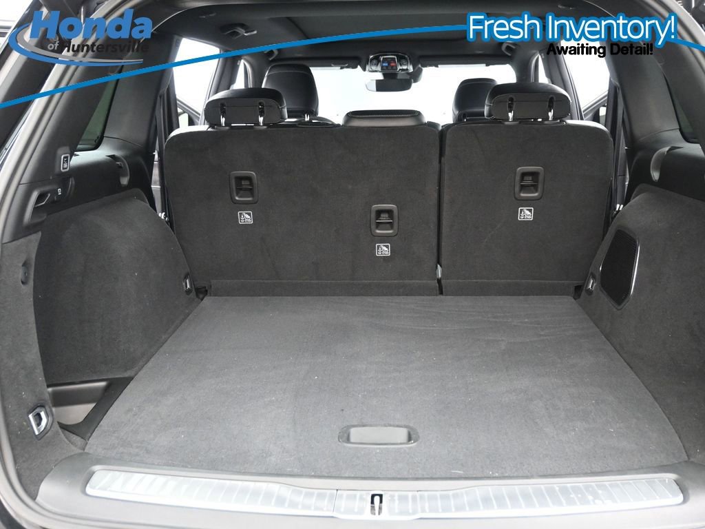 Used 2023 Jeep Grand Cherokee Overland AWD/4WD image 12