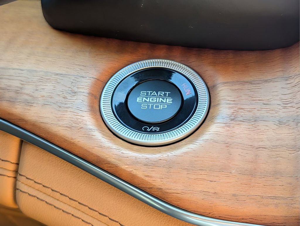 Used 2022 Jeep Grand Cherokee Summit image 25