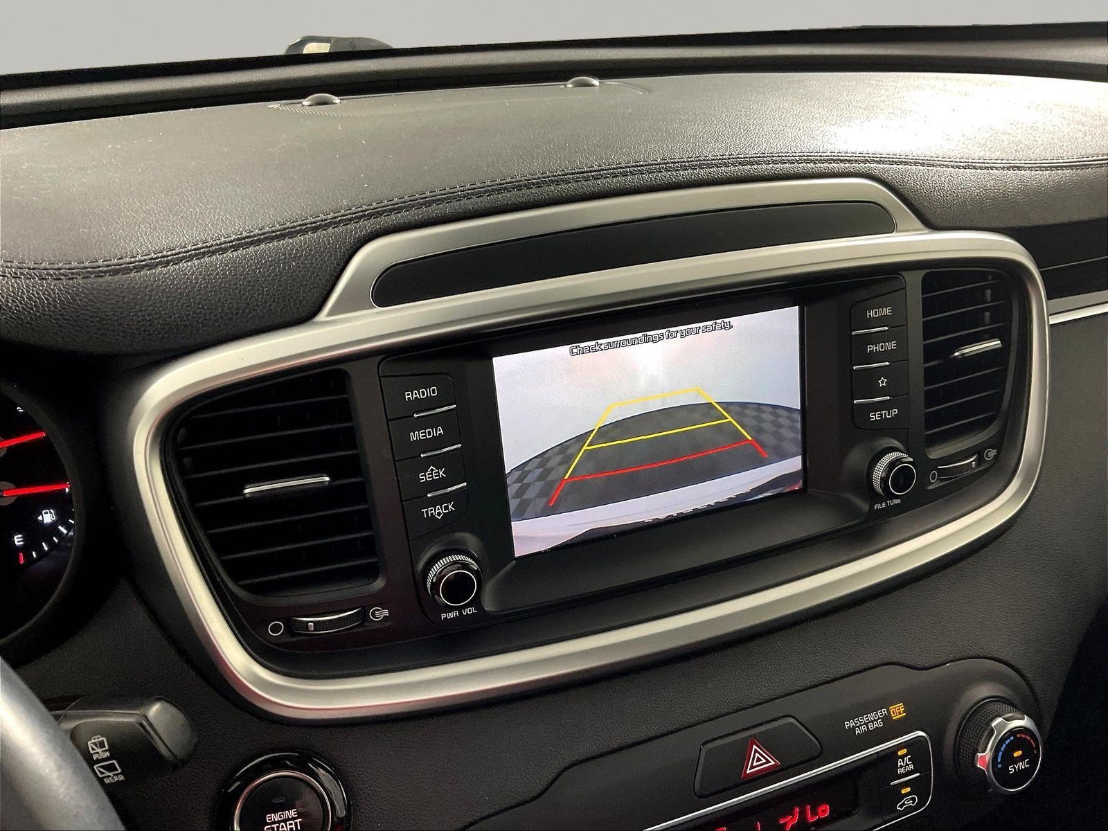 Used 2020 Kia Sorento EX AWD/4WD image 14