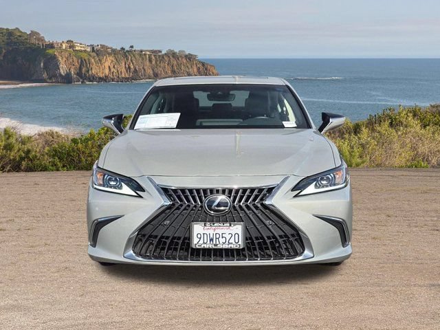 Used 2023 Lexus ES 300h w/ Premium Package FWD image 2