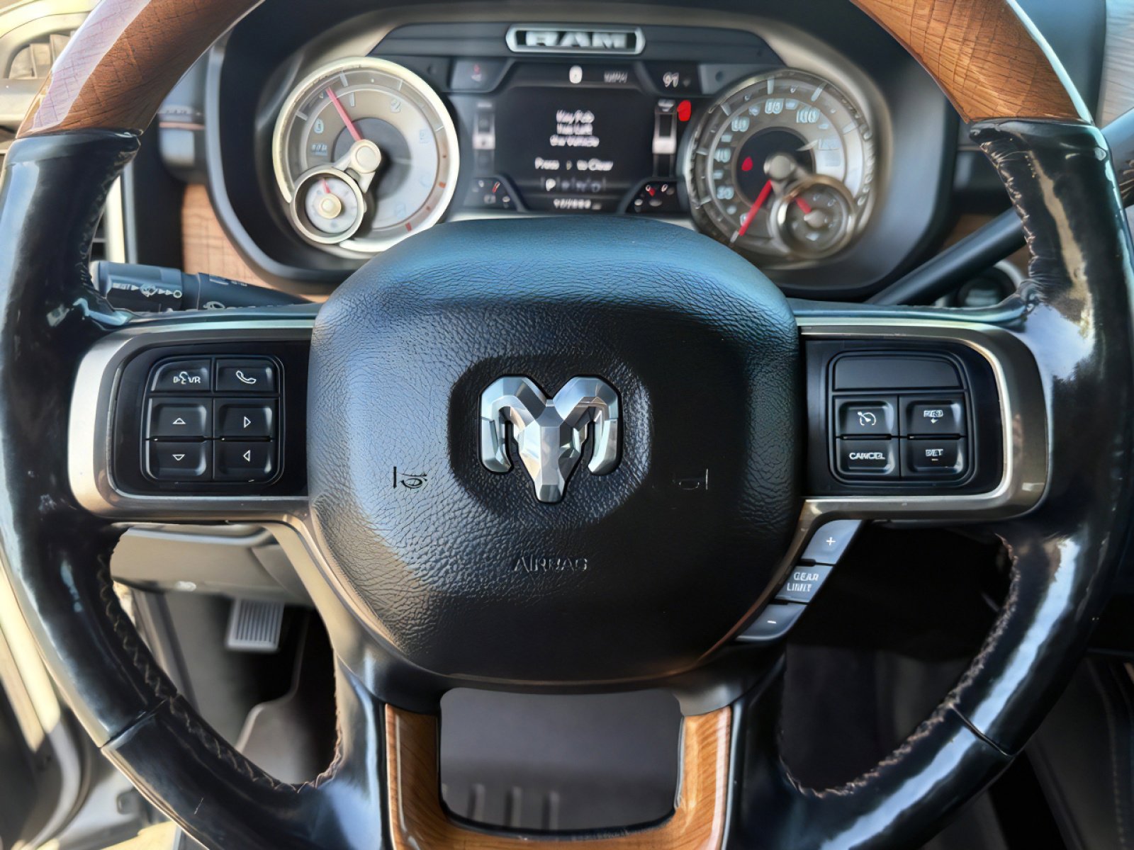 Used 2019 RAM 2500 Limited image 15
