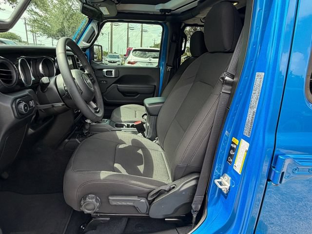 Used 2023 Jeep Wrangler Unlimited Sport AWD/4WD image 11