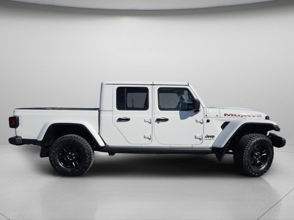 Used 2023 Jeep Gladiator Mojave w/ Cold Weather Group AWD/4WD image 28