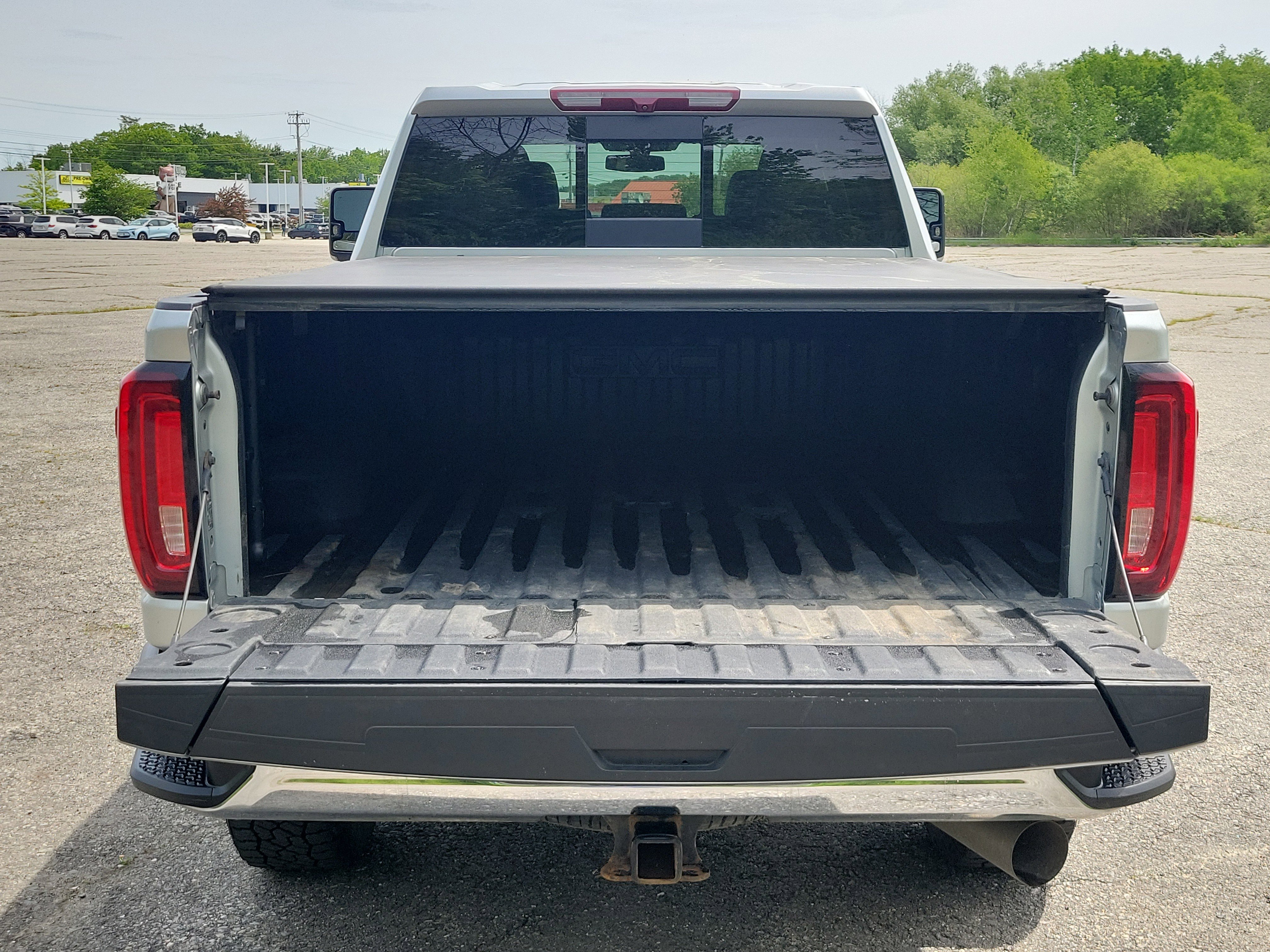 Used 2023 GMC Sierra 2500 SLT w/ SLT Premium Package AWD/4WD image 17