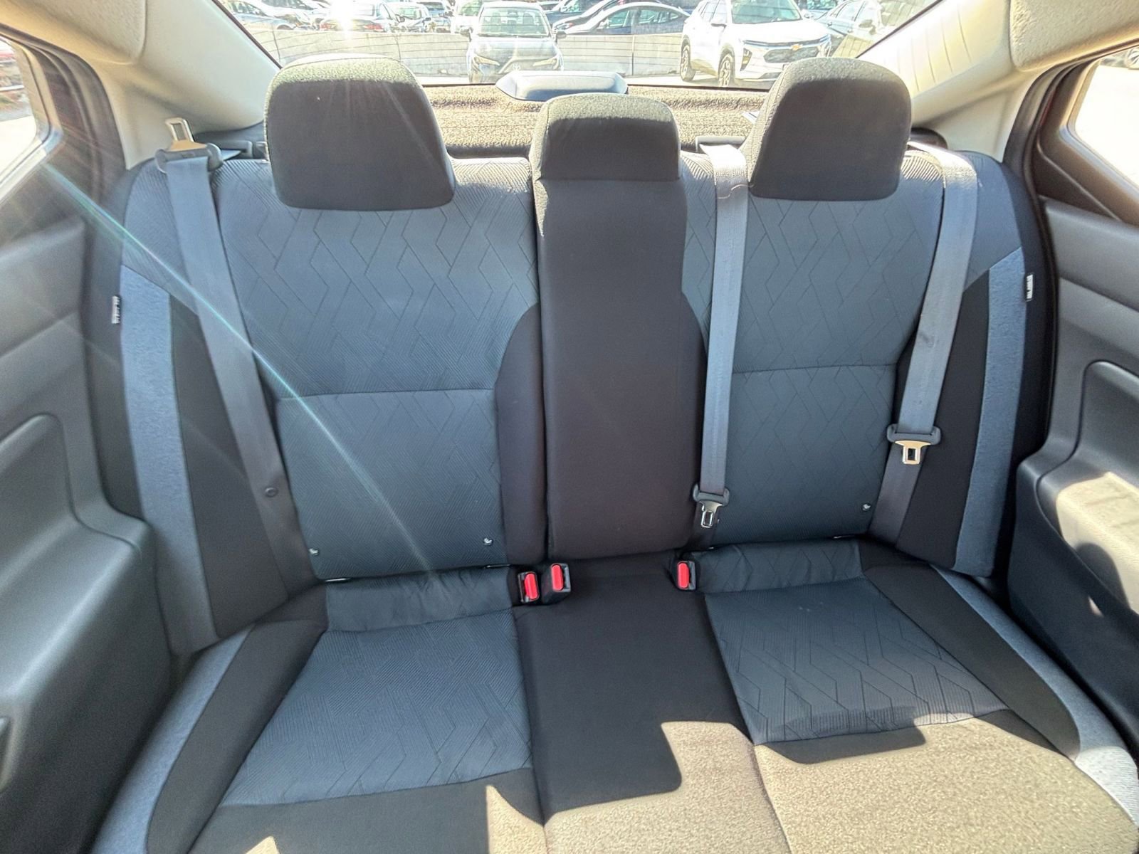 Used 2025 Nissan Versa SV FWD image 36