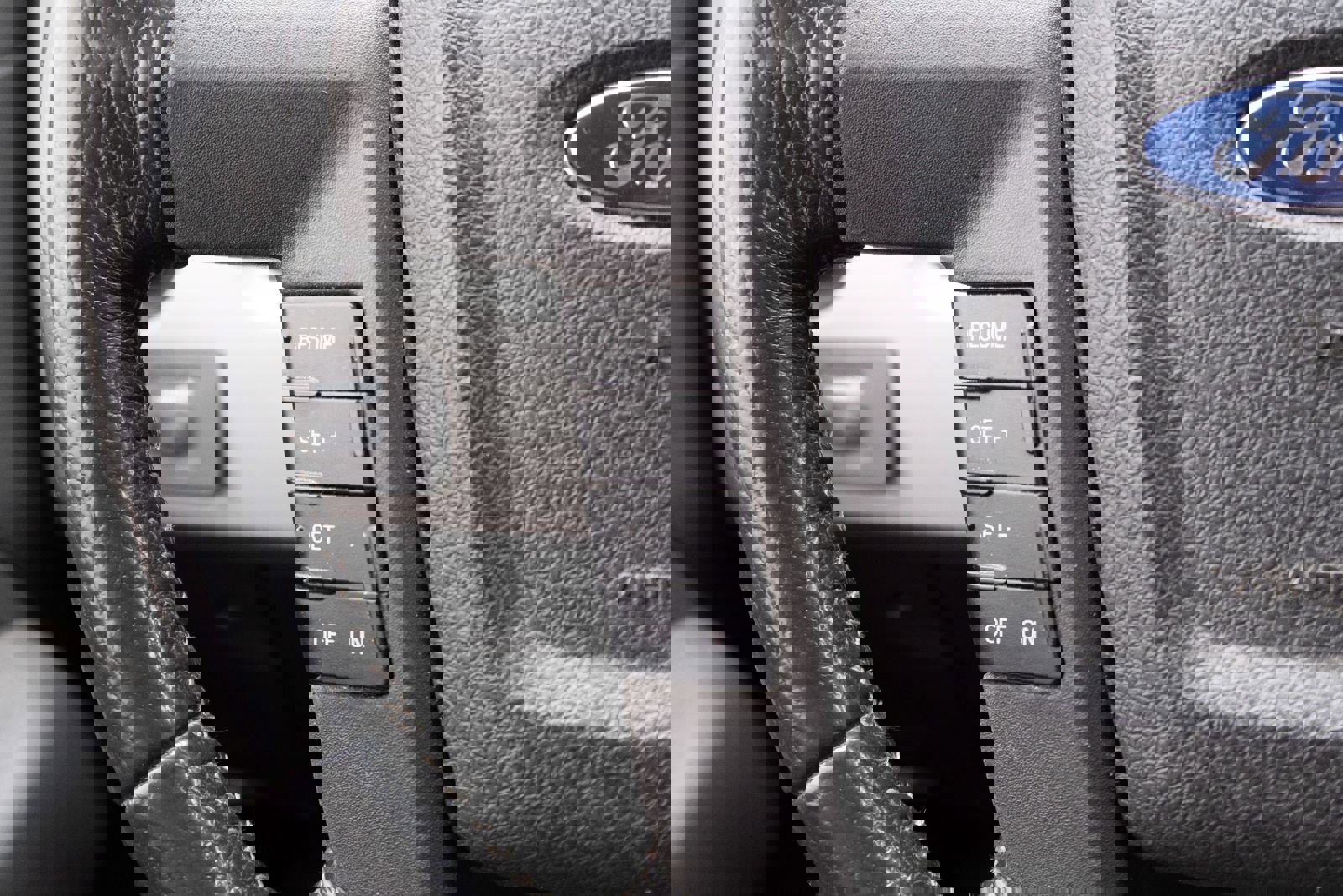 Used 2010 Ford F150 Lariat image 4