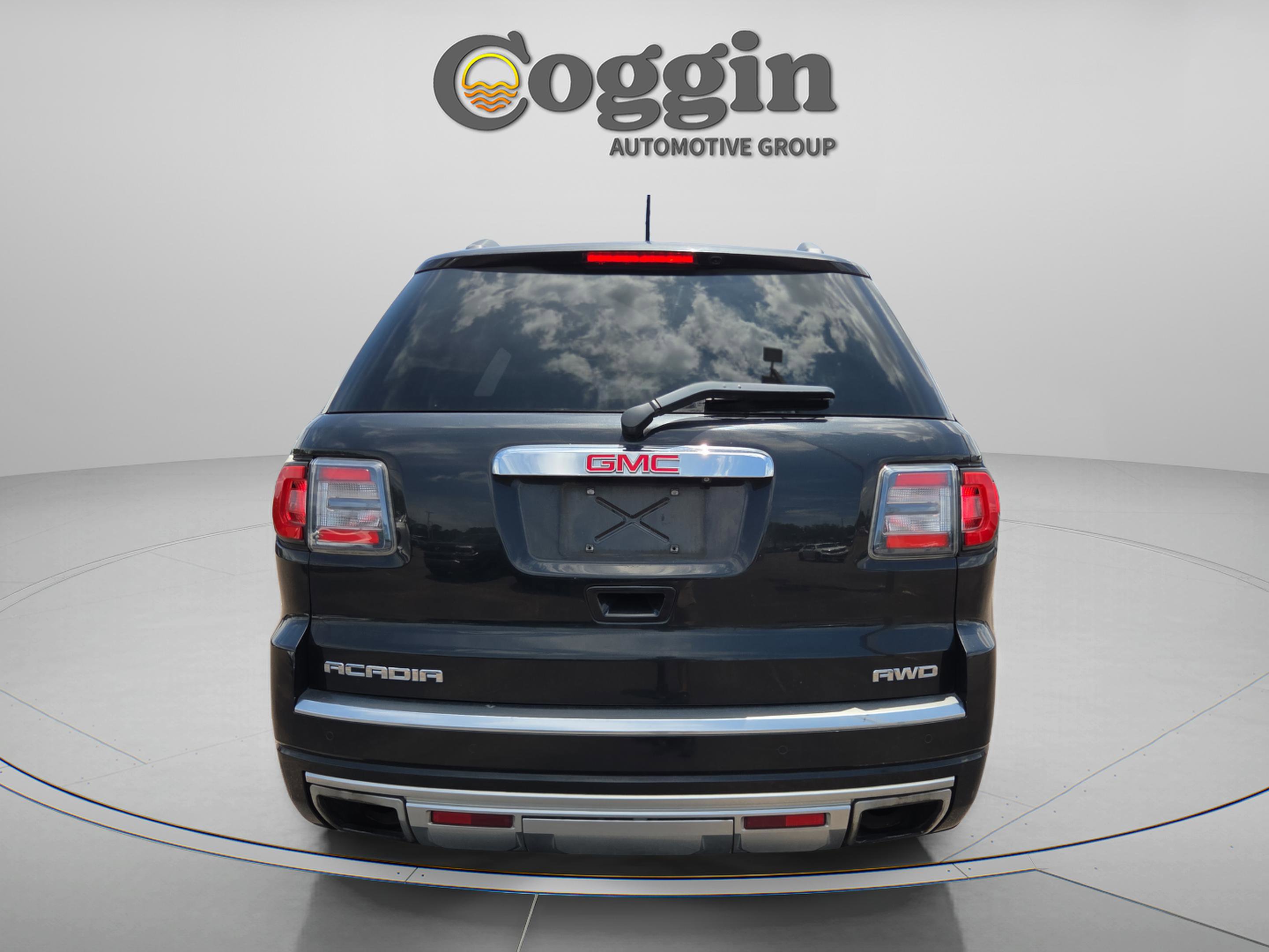 Used 2014 GMC Acadia Denali AWD/4WD image 4