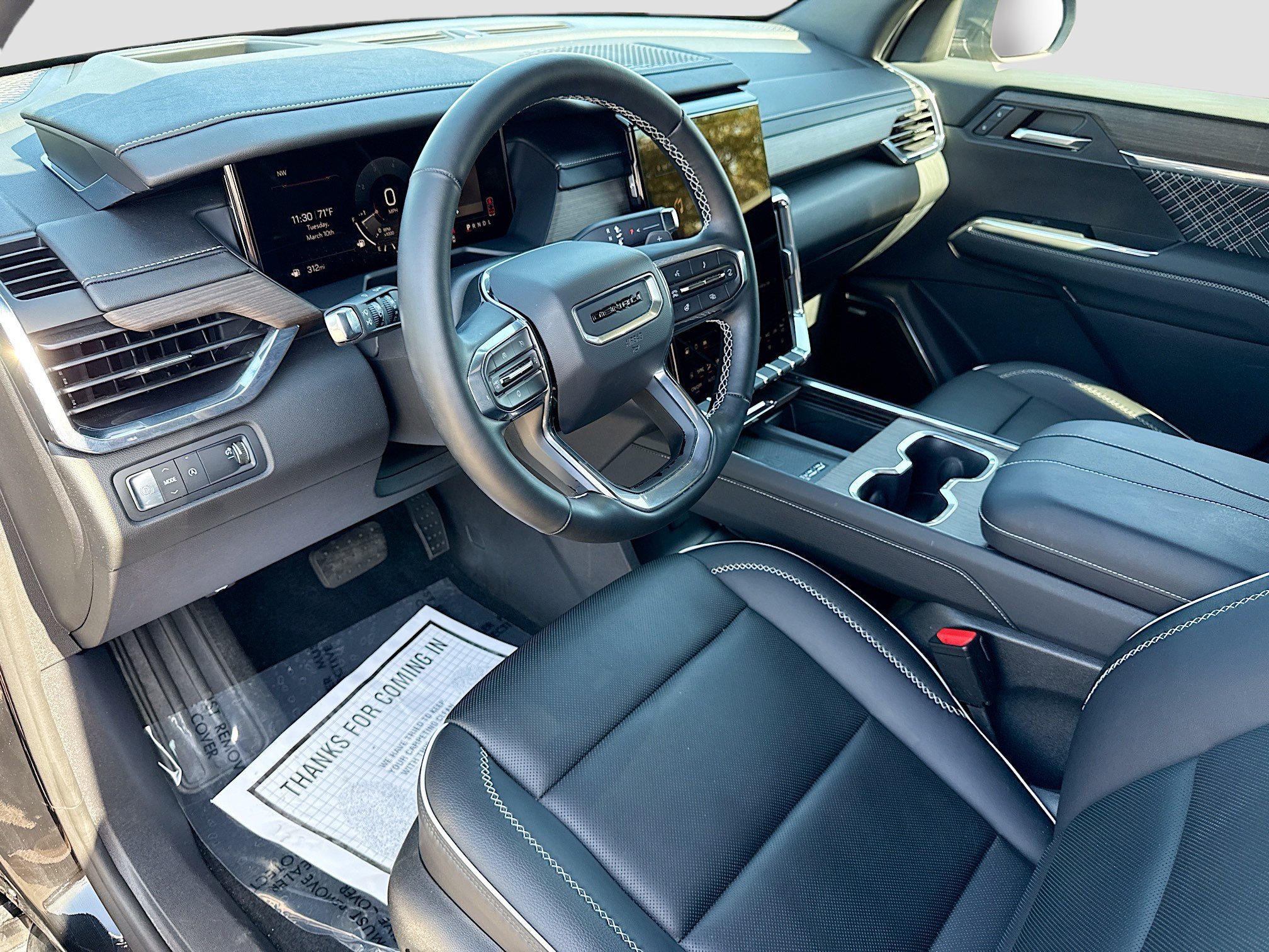 Used 2024 GMC Acadia Denali w/ LPO, Cargo Package image 28