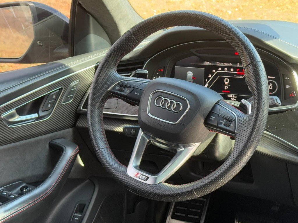 Used 2021 Audi RS Q8 4.0 TFSI quattro image 12