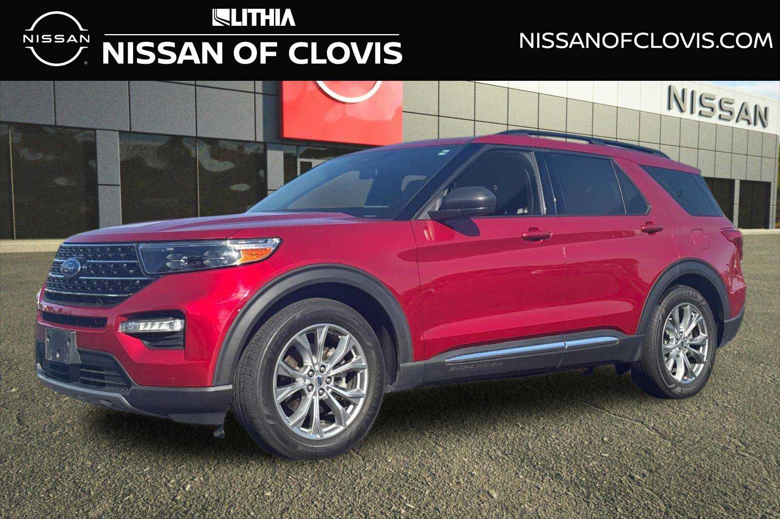Used 2020 Ford Explorer XLT w/ Equipment Group 202A RWD image 1