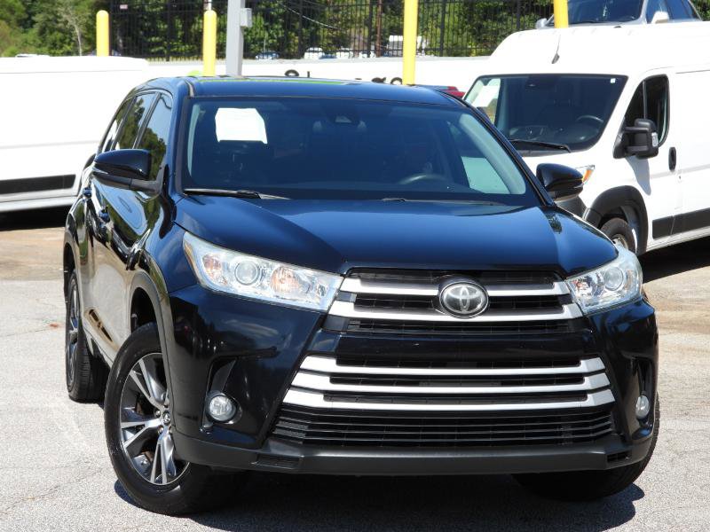 Used 2017 Toyota Highlander Plus image 12