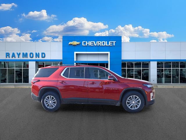 Used 2022 Chevrolet Traverse LT AWD/4WD image 2