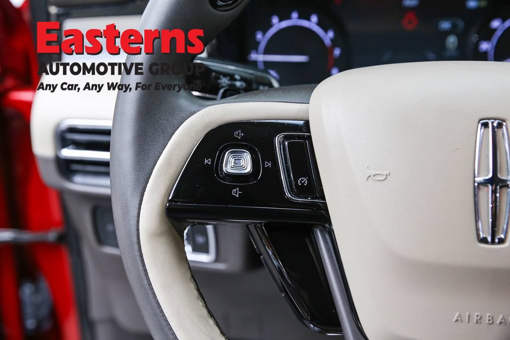 Used 2022 Lincoln Corsair FWD w/ Equipment Group 101A image 15