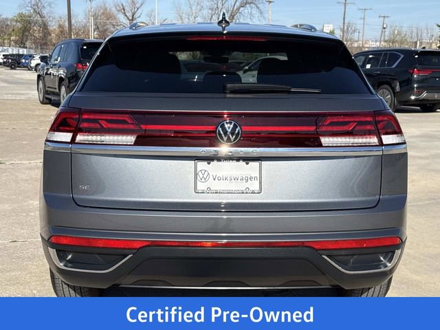 Certified 2025 Volkswagen Atlas Cross Sport SE FWD image 3