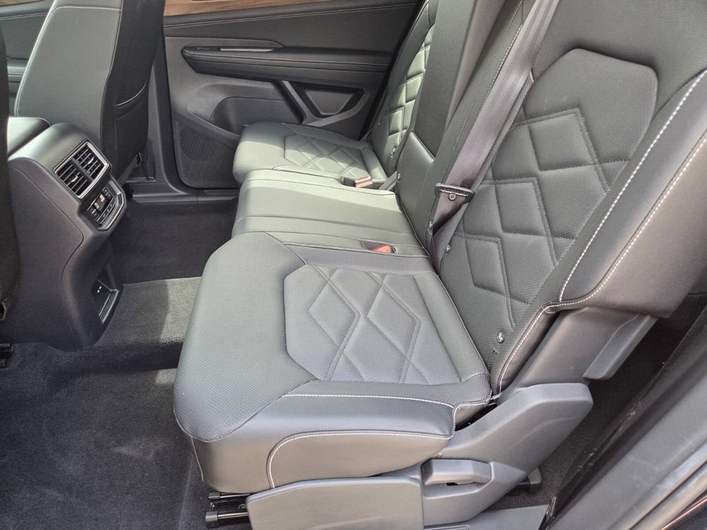 Used 2026 Volkswagen Atlas SE AWD/4WD image 23