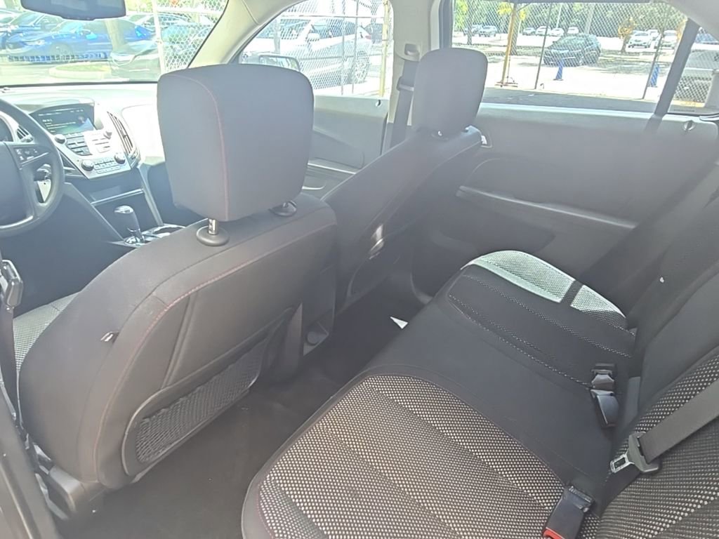 Used 2017 Chevrolet Equinox LS FWD image 21