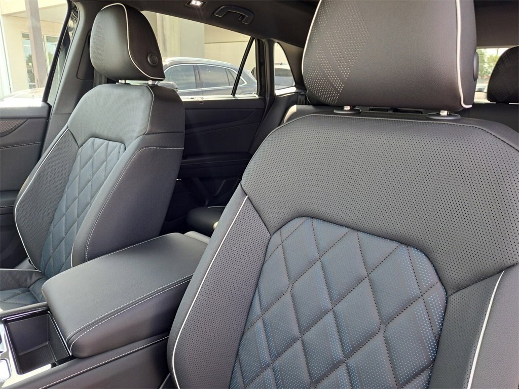 New 2026 Volkswagen Atlas Cross Sport SEL Premium R-Line image 19