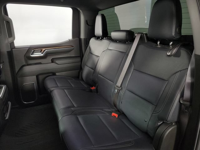 Used 2024 Chevrolet Silverado 1500 RST AWD/4WD image 17